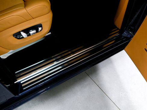 Certified 2020 Rolls-Royce Phantom Sedan image 37