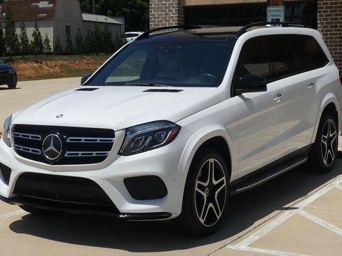 Used 2017 Mercedes-Benz GLS 550 4MATIC image 1
