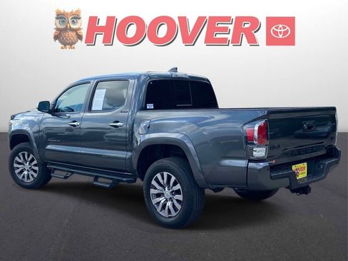 Used 2023 Toyota Tacoma Limited AWD/4WD image 3