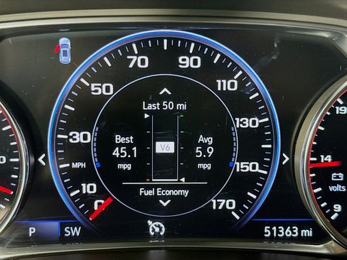 Used 2024 Chevrolet Blazer Premier w/ Enhanced Convenience Package FWD image 14