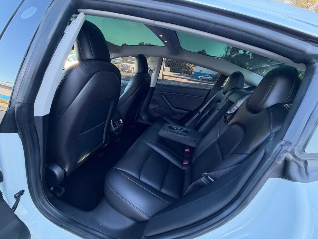 Used 2018 Tesla Model 3 Long Range RWD image 21