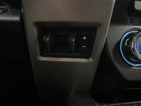 Used 2017 Ford F250 Lariat w/ Lariat Ultimate Package image 27