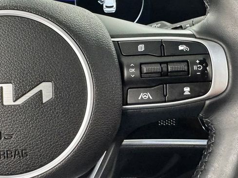Used 2025 Kia Sportage SX AWD/4WD image 23