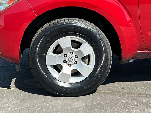 Used 2012 Nissan Pathfinder S RWD image 25