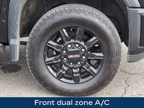 Used 2025 GMC Sierra 2500 AT4 w/ AT4 Premium Plus Package image 12