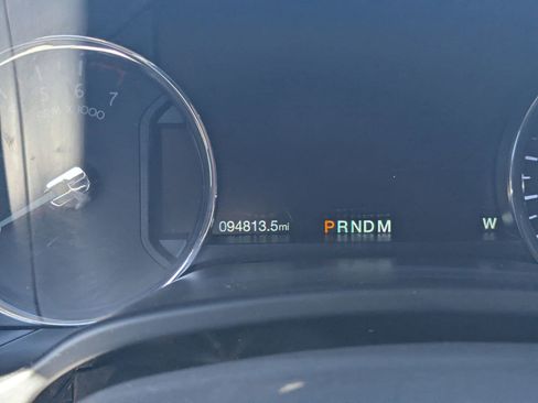 Used 2018 Ford Expedition XLT w/ Equipment Group 202A image 9