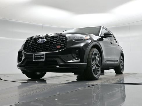 New 2026 Ford Explorer ST w/ Sun And Sound Package image 44