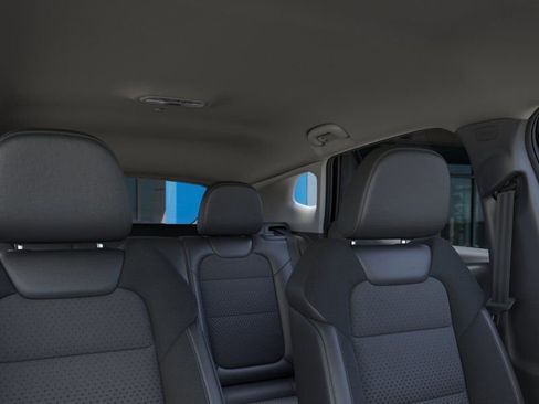 New 2026 Chevrolet Trax LT FWD image 24
