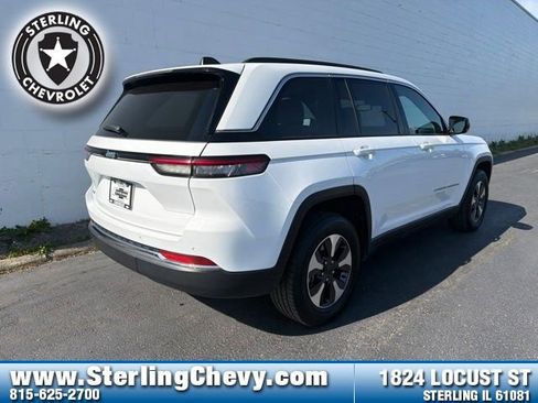 Used 2024 Jeep Grand Cherokee Limited 4xe AWD/4WD image 5