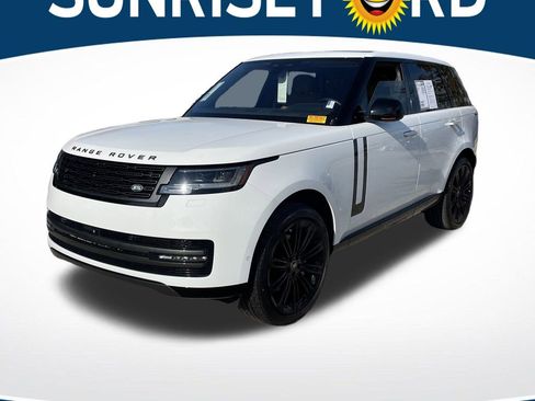 Used 2023 Land Rover Range Rover SE image 1
