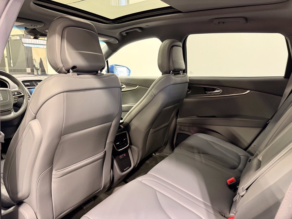 Used 2020 Lincoln Nautilus Reserve w/ Cargo Utility Package AWD/4WD image 20