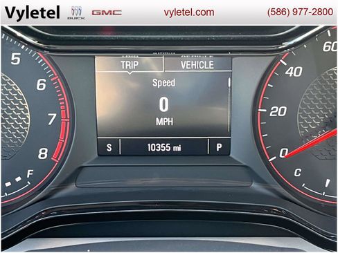 Certified 2024 Chevrolet Trax RS w/ Driver Confidence Package image 20