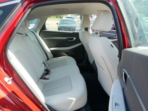 Certified 2026 Hyundai Sonata SEL AWD/4WD image 18