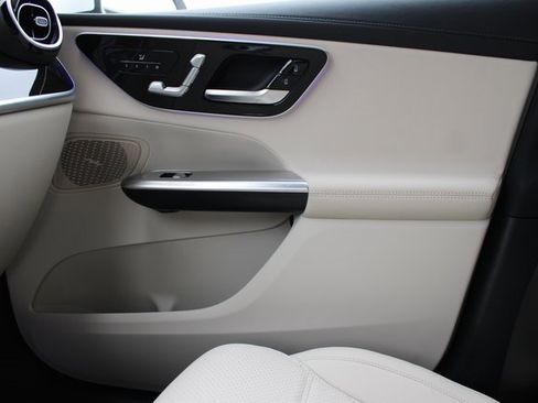 New 2024 Mercedes-Benz GLC 300 4MATIC image 29