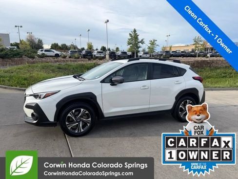 Used 2026 Subaru Crosstrek 2.5i Premium AWD/4WD image 2