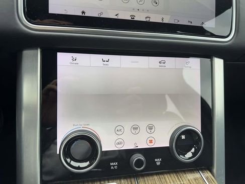 Used 2019 Land Rover Range Rover Supercharged AWD/4WD image 30