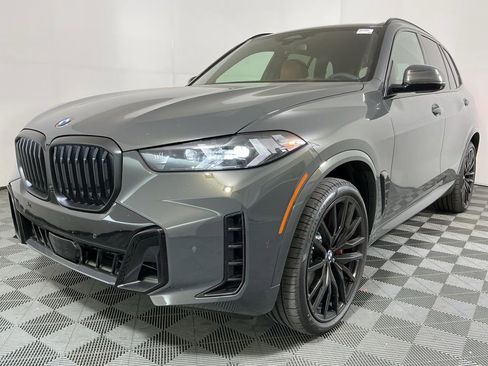 New 2026 BMW X5 xDrive40i w/ M Sport Package image 2