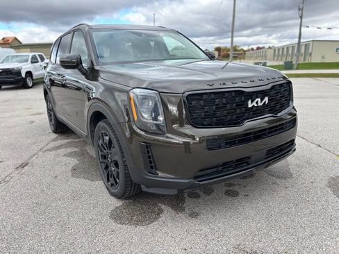 Used 2022 Kia Telluride EX w/ EX Premium Package image 9