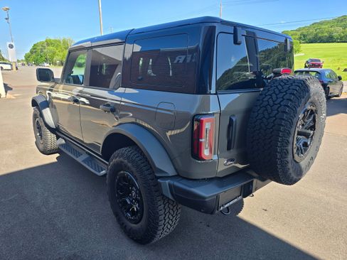 Used 2025 Ford Bronco Badlands AWD/4WD image 5