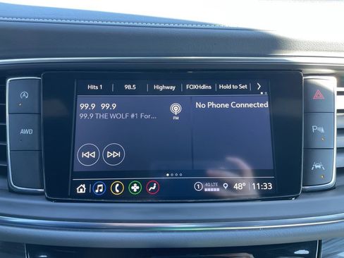 Used 2023 Buick Enclave Essence w/ Experience Buick Package image 15