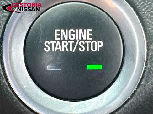 Used 2024 GMC Terrain SLE AWD/4WD image 23