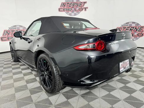 Used 2022 MAZDA MX-5 Miata Club w/ Brembo/BBS Recaro Package RWD image 30