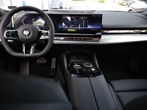 New 2027 BMW 530i w/ M Sport Package RWD image 27