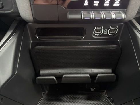 Used 2022 RAM 1500 Big Horn w/ Built-to-serve Edition image 29
