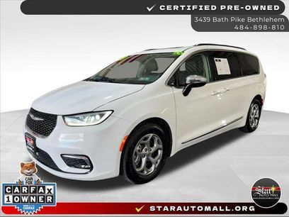 Used 2023 Chrysler Pacifica Limited
