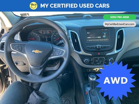 Used 2018 Chevrolet Equinox LS image 11