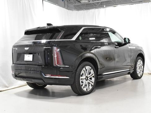 New 2025 Cadillac Escalade IQ Luxury 1 w/ LPO, Radiant Package image 18