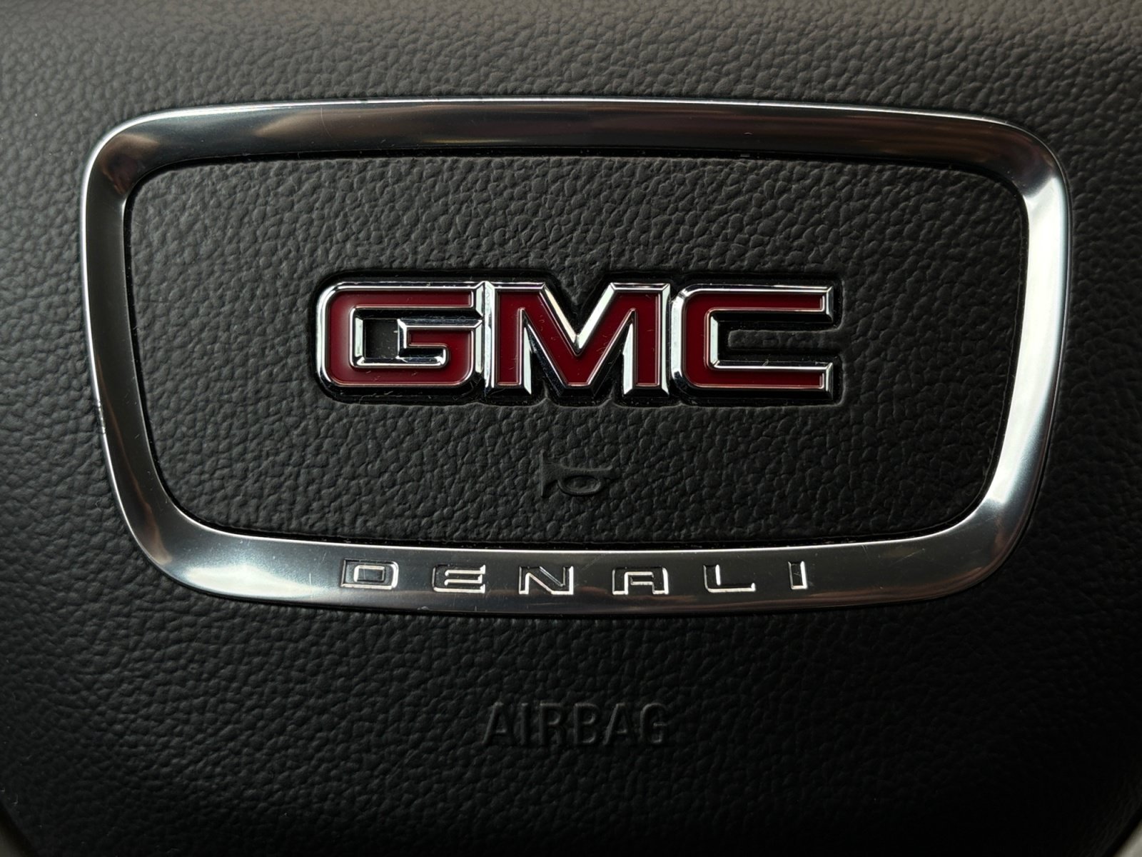 Used 2019 GMC Terrain Denali FWD image 25