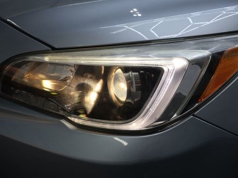 Used 2017 Subaru Legacy 2.5i Limited w/ Popular Package #4 AWD/4WD image 43