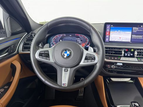 Used 2024 BMW X4 xDrive30i w/ Premium Package AWD/4WD image 11