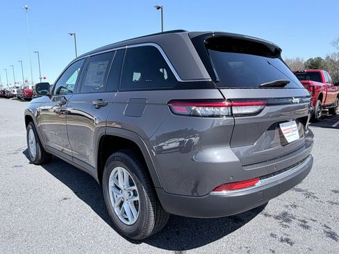 New 2026 Jeep Grand Cherokee Laredo X RWD image 7