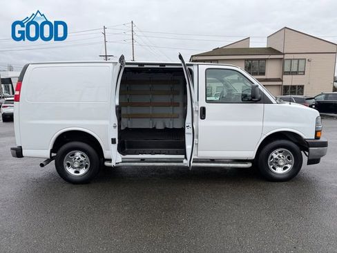 Used 2024 Chevrolet Express 2500 Work Van image 34