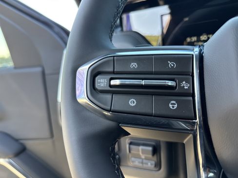 New 2026 GMC Yukon XL Denali w/ Denali Reserve Package image 19