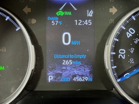 Used 2019 Toyota RAV4 XLE w/ Convenience Package AWD/4WD image 29