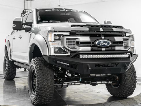 Used 2021 Ford F250 Lariat w/ Lariat Ultimate Package AWD/4WD image 3