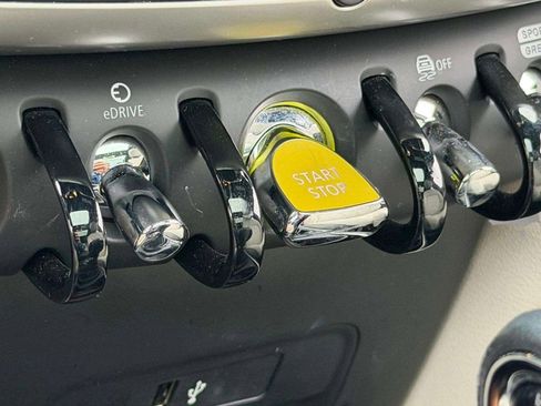 Used 2023 MINI Cooper Countryman SE w/ Storage Package image 50