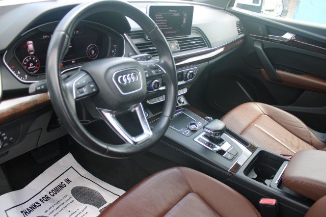 Used 2018 Audi Q5 2.0T Premium Plus w/ Premium Plus Package AWD/4WD image 8
