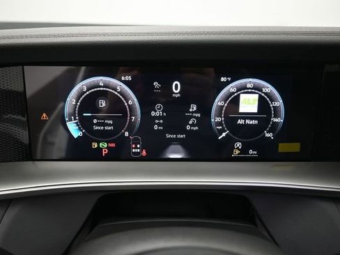 New 2026 Volkswagen Tiguan SE R-Line image 7