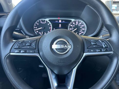 Certified 2025 Nissan Sentra SV FWD image 22