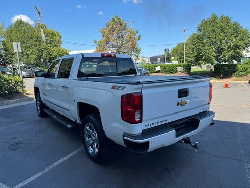 Used 2017 Chevrolet Silverado 1500 LTZ Z71 w/ LTZ Plus Package AWD/4WD image 21
