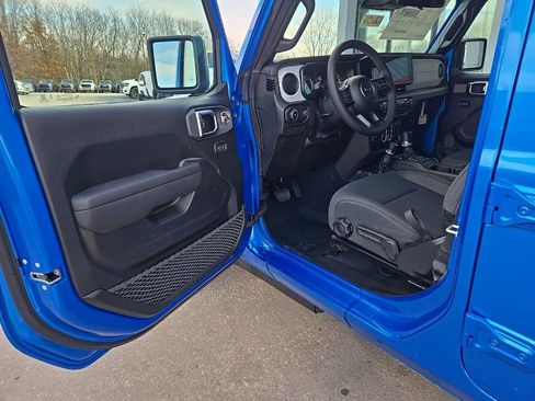 New 2026 Jeep Wrangler Unlimited Sport AWD/4WD image 30