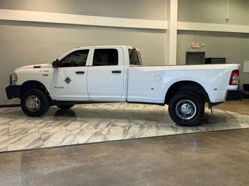Used 2020 RAM 3500 Tradesman image 10