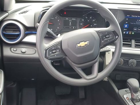 New 2026 Chevrolet Trax LS FWD image 11