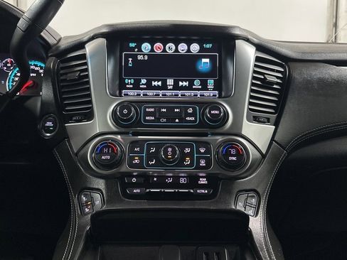 Used 2020 Chevrolet Suburban Premier image 26