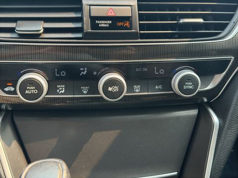 Used 2022 Honda Accord Sport image 12