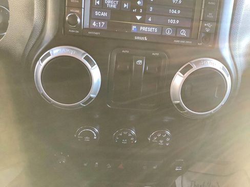 Used 2013 Jeep Wrangler Sahara w/ Connectivity Group image 35